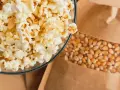 Czy koty mogą jeść popcorn? Poznaj ryzyka i zdrowe alternatywy